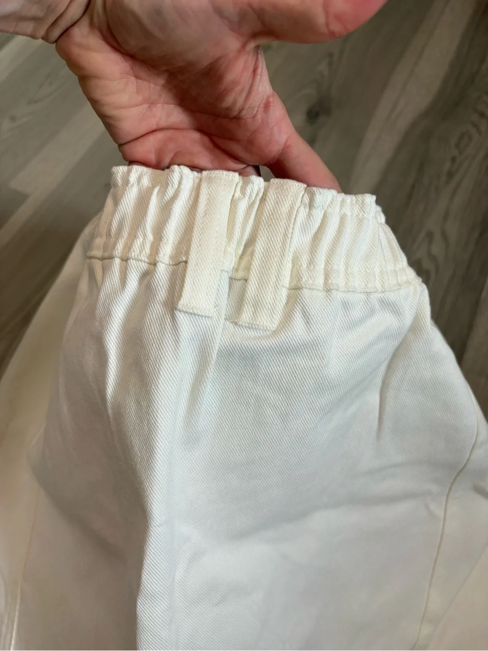 Nike Air Jordan White Cargo Skirt Size Medium
